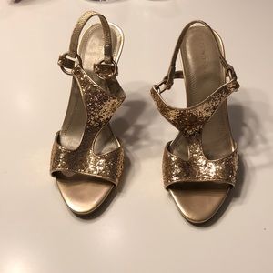 Ellen Tracy Veanna Gold Glitter Heels